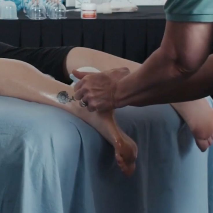 Oil Massage Cupping
